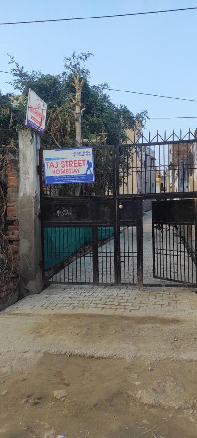 Taj Street Hostel Agra  Εξωτερικό φωτογραφία